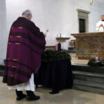Adventkranzsegnung in der Pfarrkirche © Herwig Reidlinger